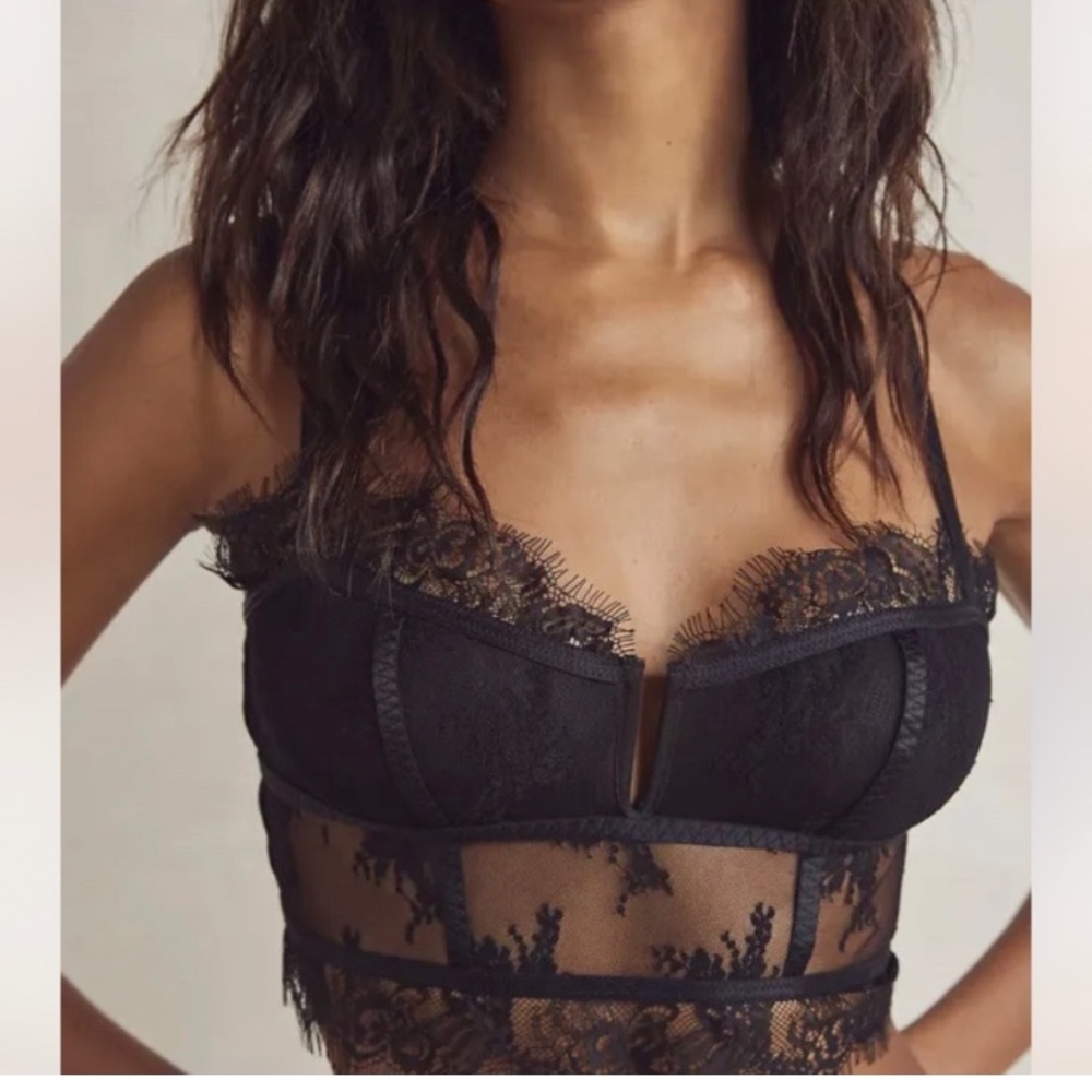 Free People Layer in Lace Bustier in Black Size Small